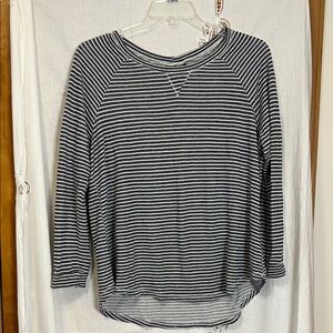 Bobeau 1x Striped Gray and white Women's lounge sleepwear layering Top